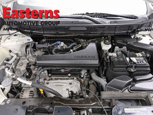 Used 2020 Nissan Rogue SL w/ Premium Package AWD/4WD image 7