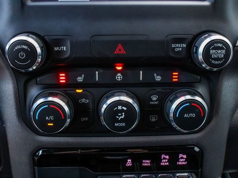 Used 2023 RAM 1500 Big Horn image 24