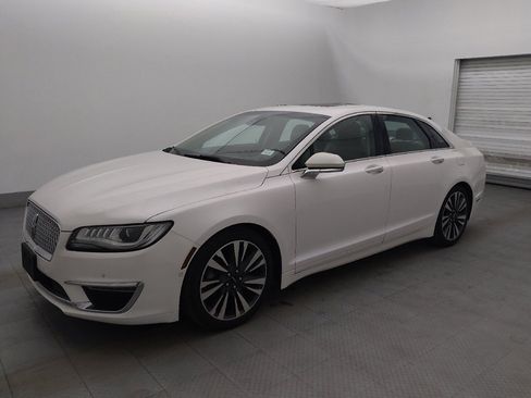 Used 2019 Lincoln MKZ Reserve FWD image 2