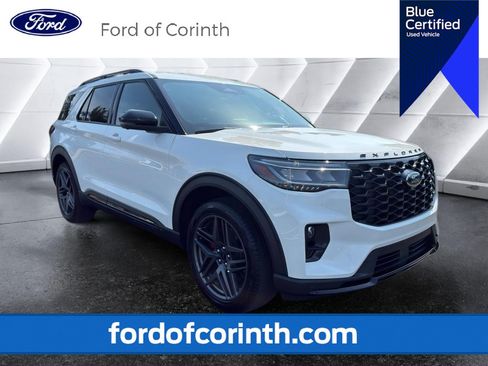 Used 2025 Ford Explorer ST RWD image 1