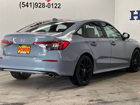 Used 2024 Honda Civic Sport image 3