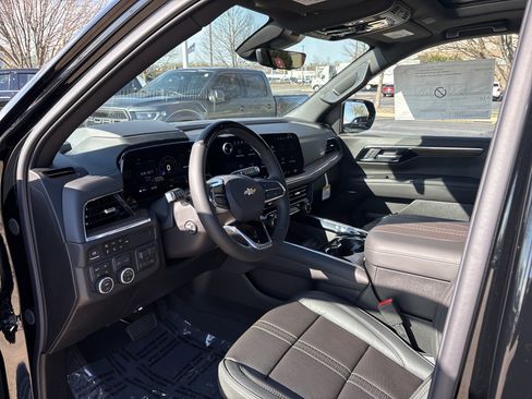 New 2026 Chevrolet Tahoe High Country AWD/4WD image 13