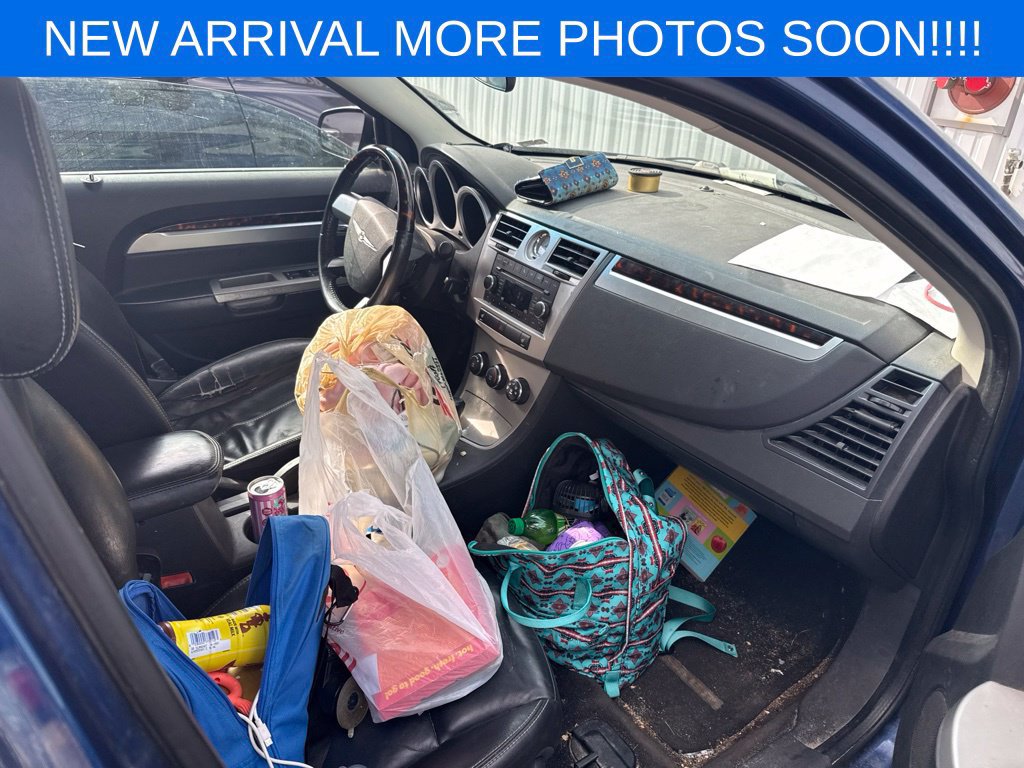 Used 2010 Chrysler Sebring Limited FWD image 8