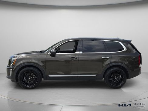 Certified 2021 Kia Telluride S FWD image 3