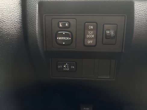 Used 2017 Toyota Tundra SR RWD image 55