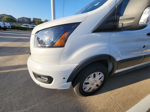 Used 2024 Ford Transit 350 XLT RWD image 7