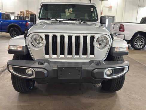 Used 2023 Jeep Wrangler Unlimited Sahara w/ Cold Weather Group AWD/4WD image 2