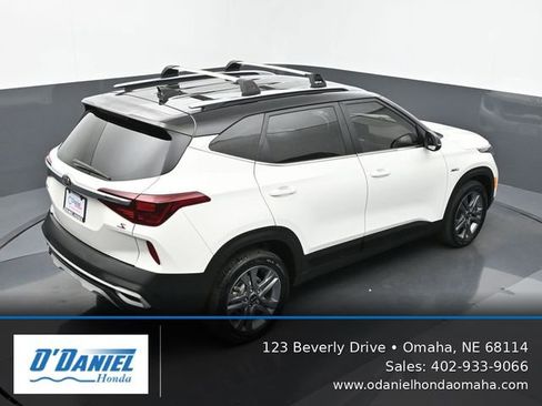 Used 2021 Kia Seltos S AWD/4WD image 18