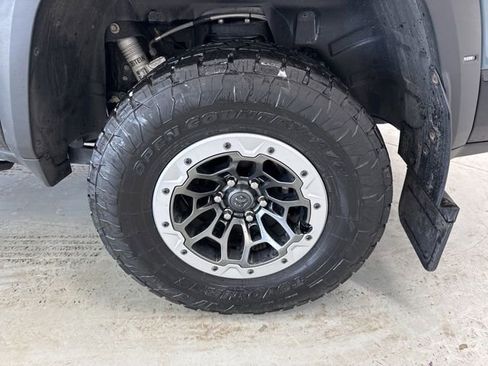 Used 2021 RAM 1500 TRX w/ TRX Lanuch Edition image 7