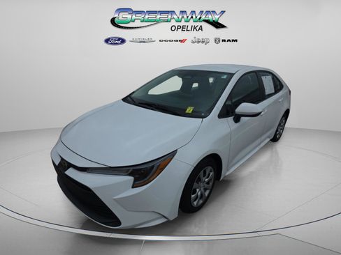 Used 2023 Toyota Corolla LE image 11