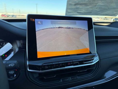 New 2026 Jeep Compass Latitude image 31