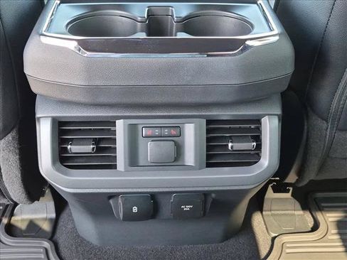 Used 2025 Ford F150 Lariat w/ Equipment Group 502A High AWD/4WD image 18