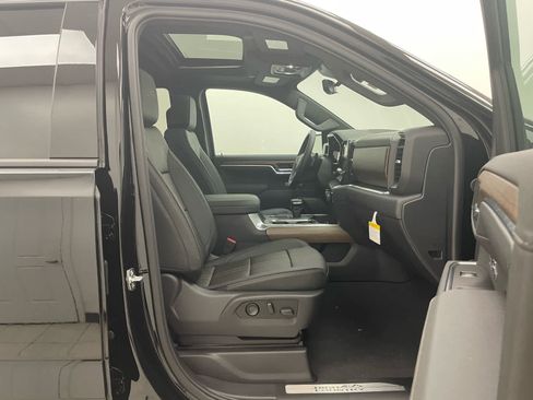 New 2026 Chevrolet Silverado 1500 High Country w/ High Country Premium Package AWD/4WD image 17