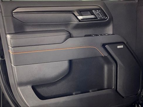 Used 2026 GMC Sierra 2500 AT4 w/ AT4 Premium Plus Package image 38