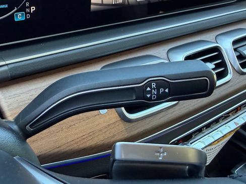 New 2026 Mercedes-Benz GLS 450 4MATIC image 24