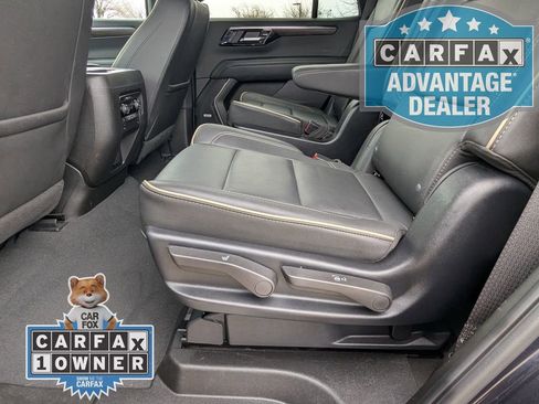 Used 2025 Chevrolet Tahoe Premier AWD/4WD image 21