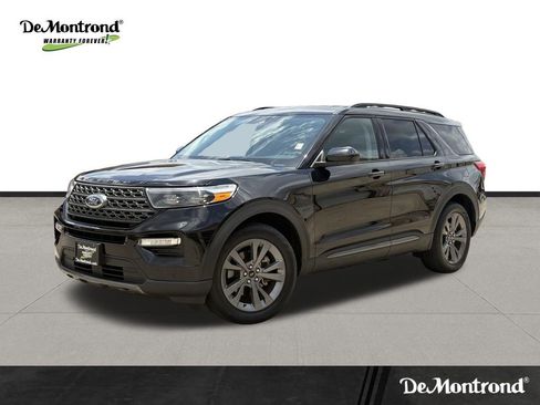 Used 2023 Ford Explorer XLT w/ Equipment Group 202A RWD image 1