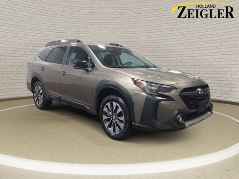 Used 2024 Subaru Outback Limited AWD/4WD image 3