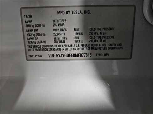 Used 2021 Tesla Model Y Long Range AWD/4WD image 24