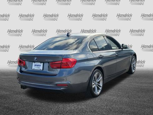 Used 2018 BMW 330i xDrive Sedan AWD/4WD image 7