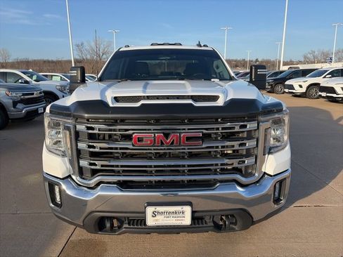 Used 2022 GMC Sierra 2500 SLE w/ SLE Value Package; image 9