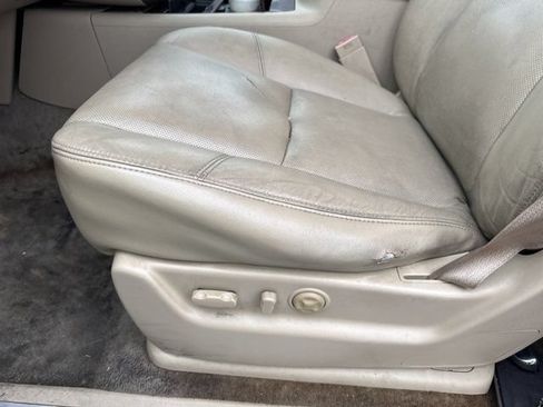 Used 2009 Chevrolet Tahoe LTZ RWD image 12
