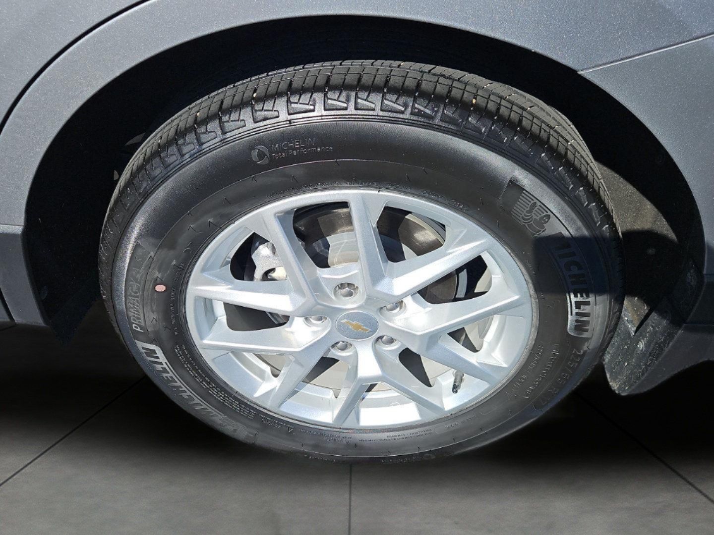 Certified 2024 Chevrolet Equinox LT w/ LPO, Floor Liner Package FWD image 13