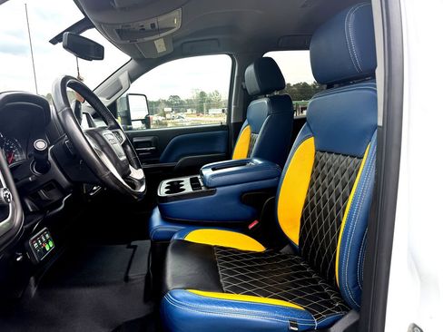 Used 2018 GMC Sierra 1500 SLE image 4