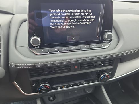 New 2026 Nissan Rogue SV w/ Cold Weather Package FWD image 20