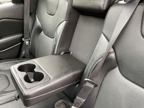 Certified 2021 Jeep Cherokee Latitude Lux 80th Anniv w/ Quick Order Package 26U 80TH FWD image 43