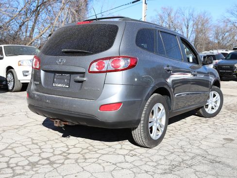 Used 2010 Hyundai Santa Fe GLS image 4