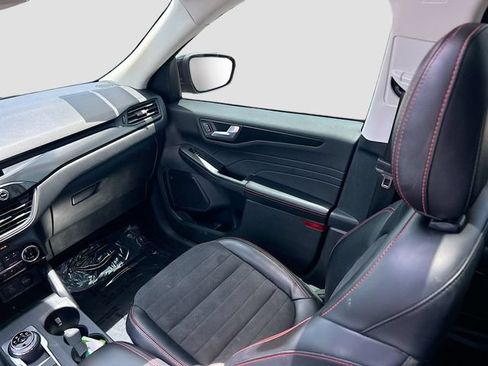 Used 2022 Ford Escape SEL w/ SEL Stealth AWD Package image 5