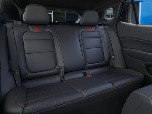 New 2026 Chevrolet Trax RS w/ Sunroof Package FWD image 17