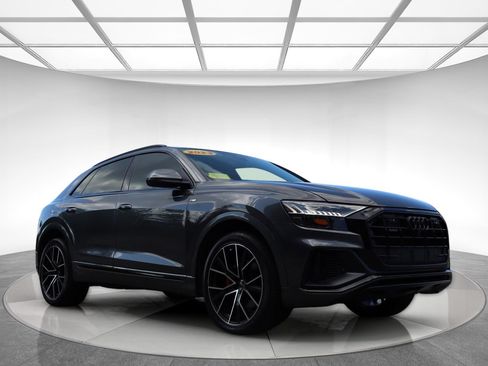 Used 2023 Audi Q8 Premium Plus w/ Premium Plus Package AWD/4WD image 3
