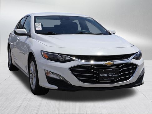 Used 2024 Chevrolet Malibu LT FWD image 3