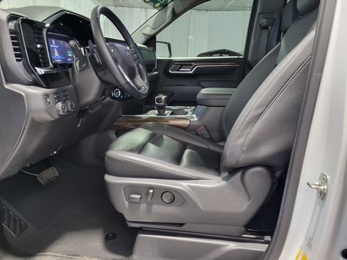 Certified 2025 Chevrolet Silverado 1500 LT Trail Boss w/ LT Trail Boss Premium Package image 40