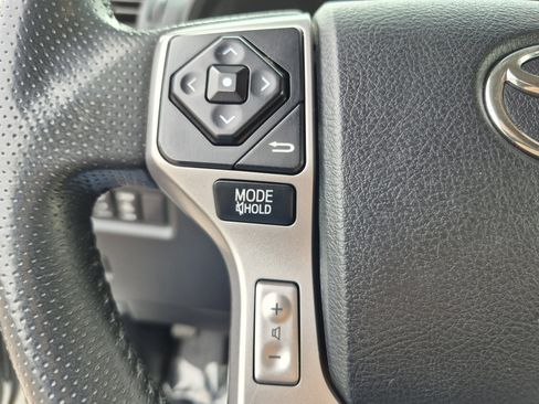 Used 2019 Toyota 4Runner Limited AWD/4WD image 26