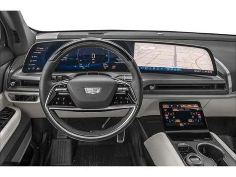 New 2026 Cadillac Vistiq Luxury w/ LPO, Floor Liner Package AWD/4WD image 57