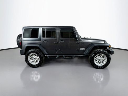 Used 2017 Jeep Wrangler Unlimited Sport w/ Connectivity Group AWD/4WD image 6