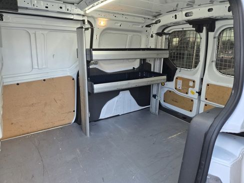 Used 2023 Ford Transit Connect XL image 9