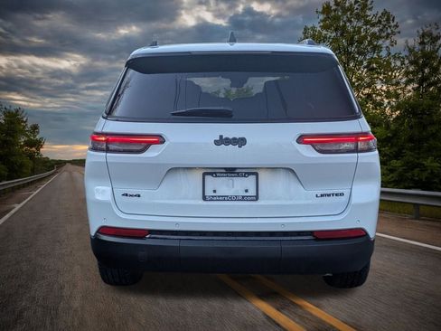 New 2025 Jeep Grand Cherokee L Limited w/ Black Appearance Package image 4