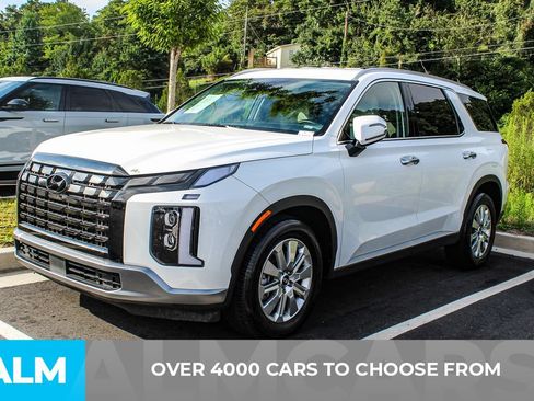 Used 2024 Hyundai Palisade SEL FWD image 3