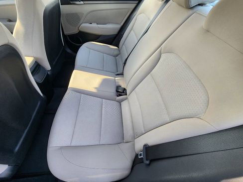 Used 2018 Hyundai Elantra SEL image 12