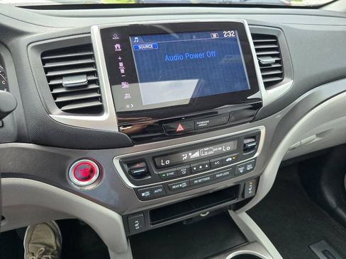 Used 2017 Honda Pilot EX-L image 18