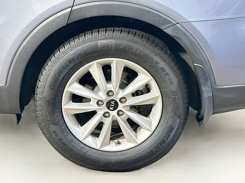 Used 2020 Kia Sorento LX w/ LX I4 Convenience Package FWD image 6