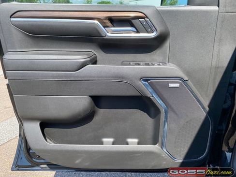 Used 2023 Chevrolet Silverado 1500 LT Trail Boss w/ LT Trail Boss Premium Package AWD/4WD image 22