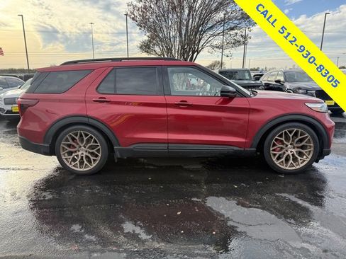 Used 2023 Ford Explorer ST w/ Equipment Group 401A image 2