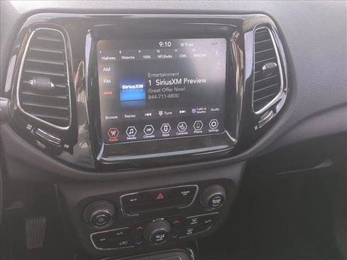 Used 2019 Jeep Compass Limited image 12