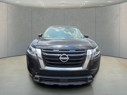 Used 2022 Nissan Pathfinder S FWD image 5