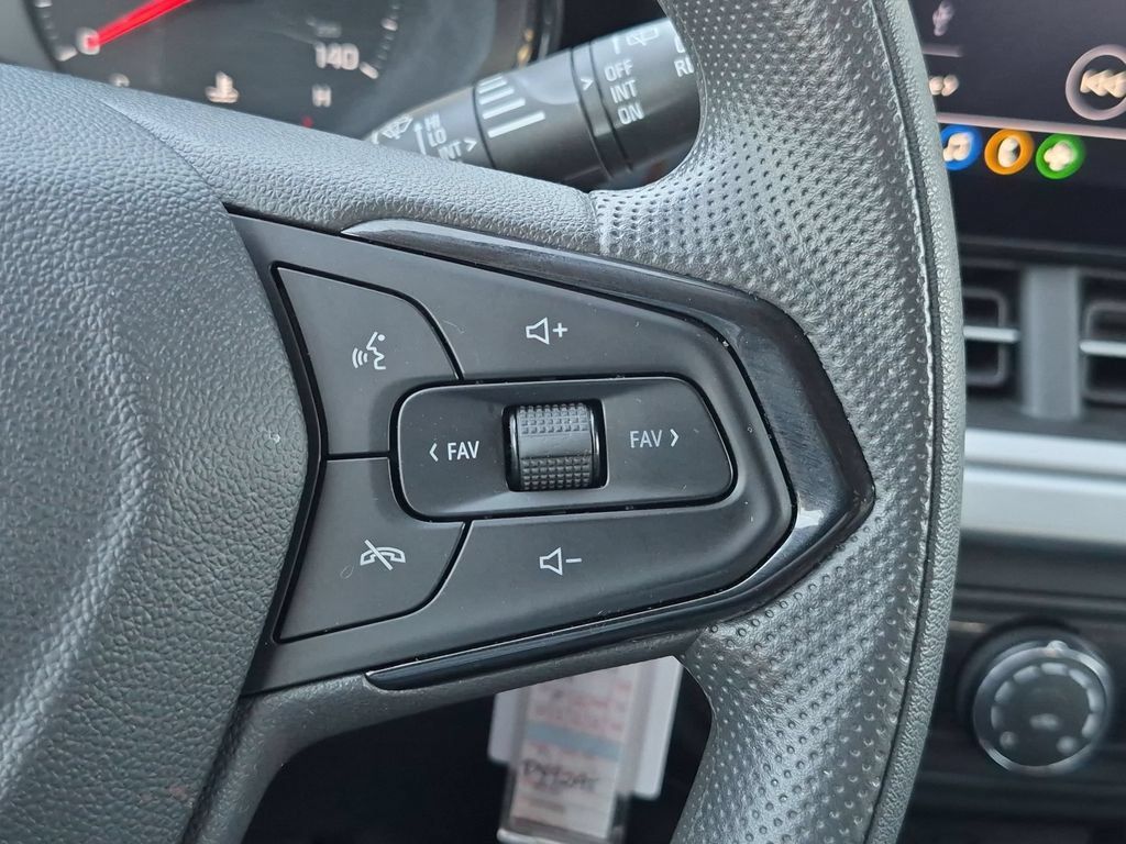 Used 2025 Chevrolet Trax LS FWD image 22